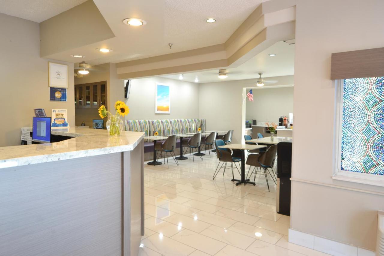 Days Inn & Suites By Wyndham Airport Albuquerque Zewnętrze zdjęcie
