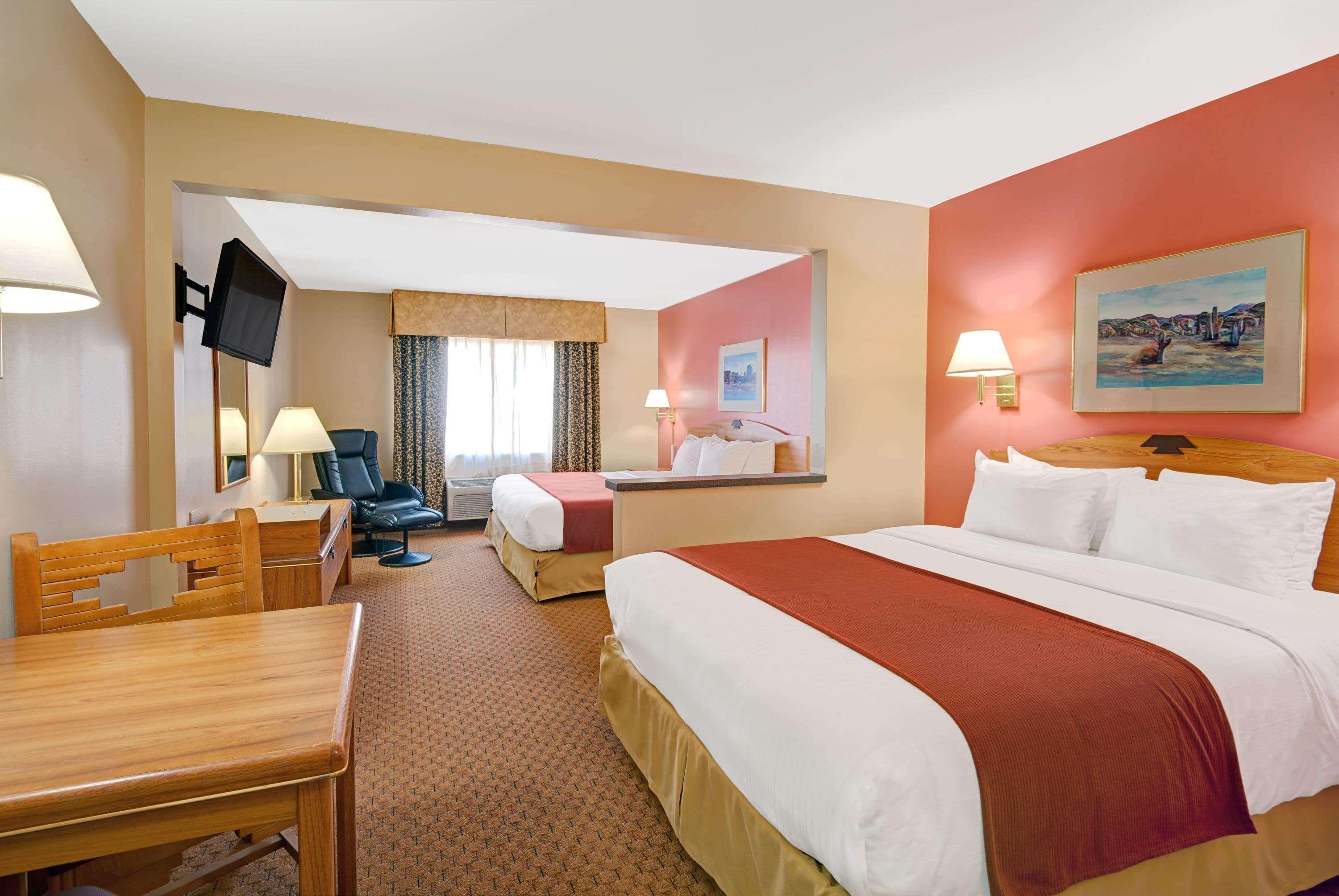 Days Inn & Suites By Wyndham Airport Albuquerque Zewnętrze zdjęcie
